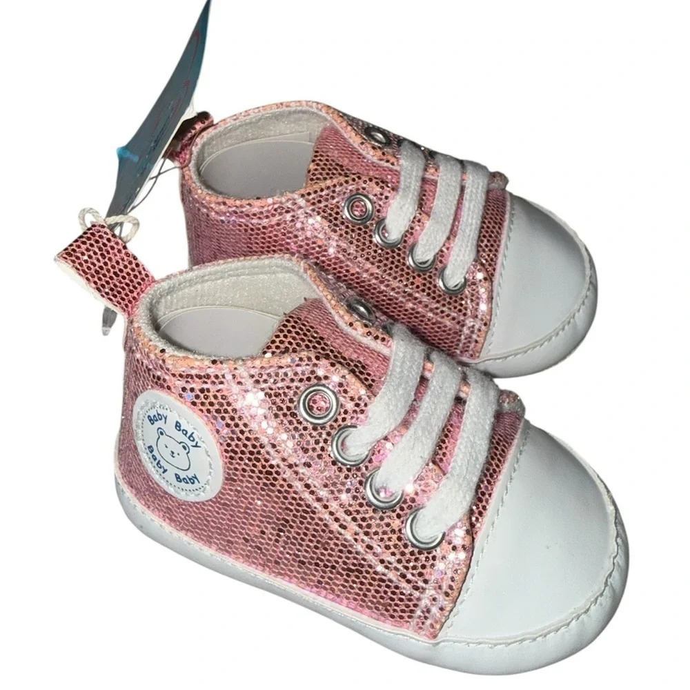 Rabeisir baby crib shoes pink sparkly glitter sneakers Size 0-6 Months NWT